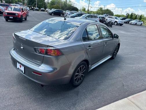 2017 Mitsubishi Lancer SE