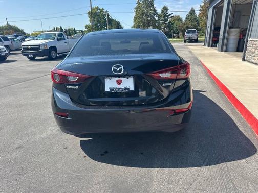 2015 Mazda Mazda3 i Sport