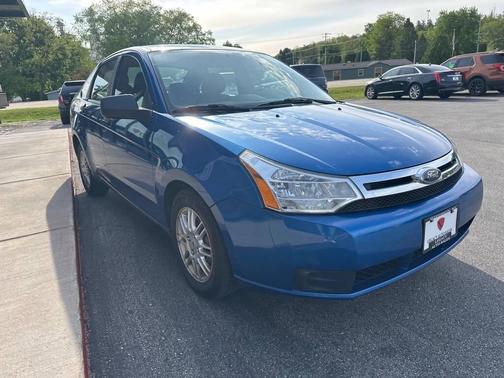 Blue Flame Metallic 2010 Ford Focus SE