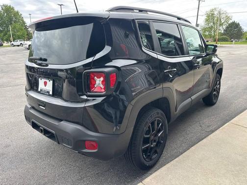 Black Clearcoat 2020 Jeep Renegade Latitude