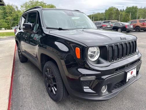 Black Clearcoat 2020 Jeep Renegade Latitude