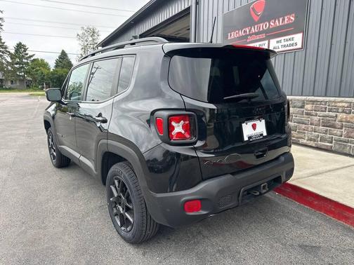 Black Clearcoat 2020 Jeep Renegade Latitude