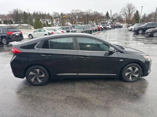 2018 Hyundai IONIQ Hybrid SEL