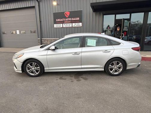 2018 Hyundai SONATA SEL