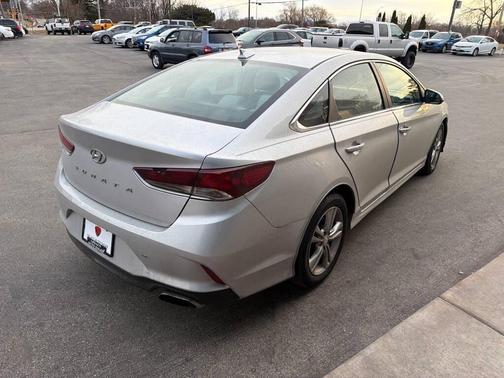 2018 Hyundai SONATA SEL