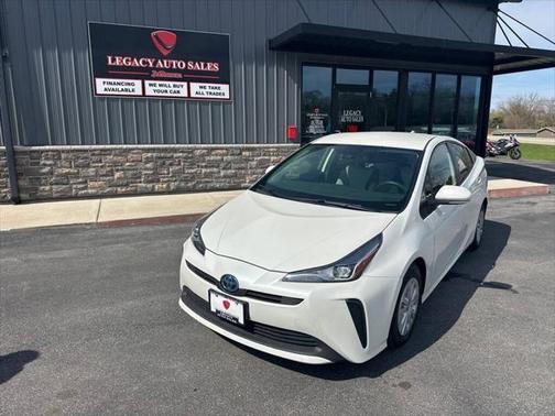 2019 Toyota Prius L Eco