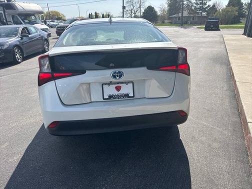 2019 Toyota Prius L Eco