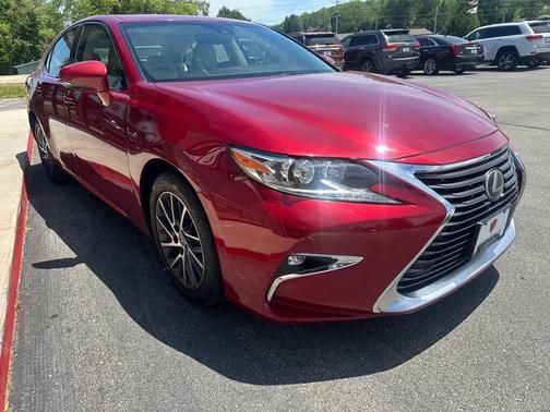 MAROON 2017 Lexus ES 350 Base