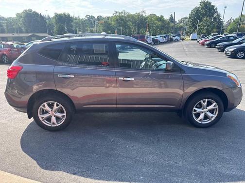 2010 Nissan Rogue SL