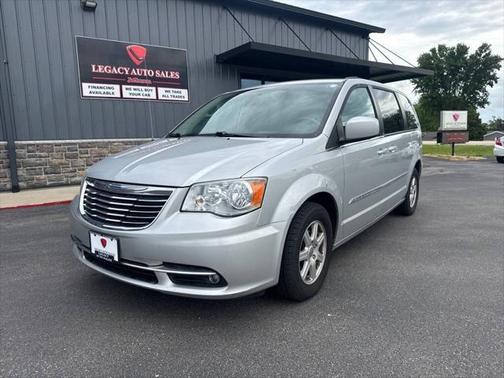 2012 Chrysler Town & Country Touring