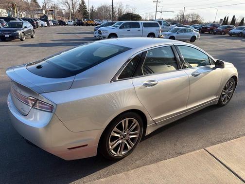 2013 Lincoln MKZ Base