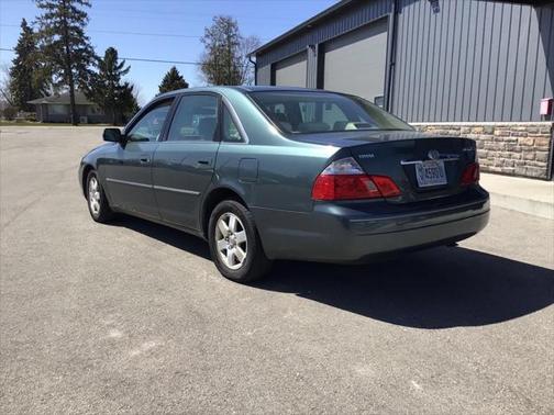 2003 Toyota Avalon XL