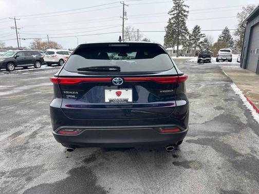 2021 Toyota Venza LE