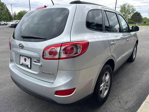 Moonstone Silver 2011 Hyundai SANTA FE GLS