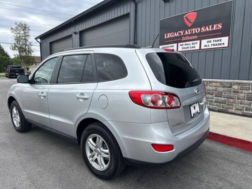 Moonstone Silver 2011 Hyundai SANTA FE GLS