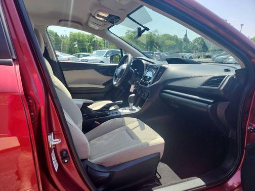 2019 Subaru Impreza 2.0i Premium