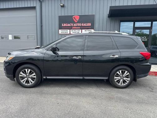 Magnetic Black Pearl 2019 Nissan Pathfinder S
