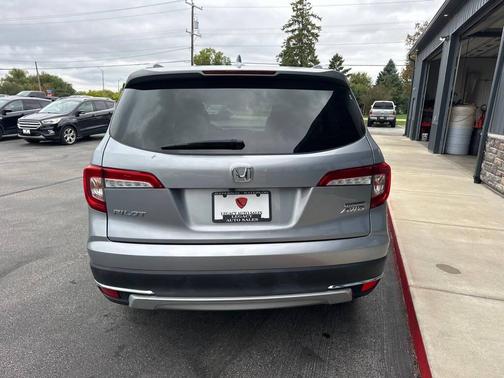 2020 Honda Pilot Touring 8-Passenger