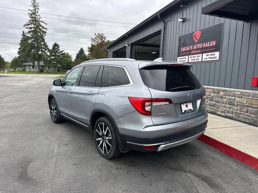 2020 Honda Pilot Touring 8-Passenger