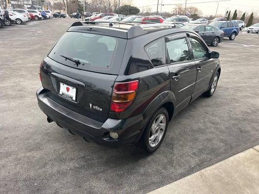 2005 Pontiac Vibe Base