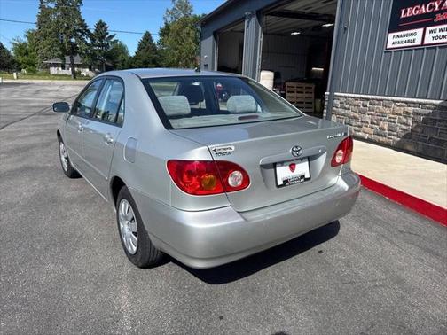 2004 Toyota Corolla LE