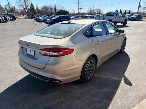 2017 Ford Fusion SE
