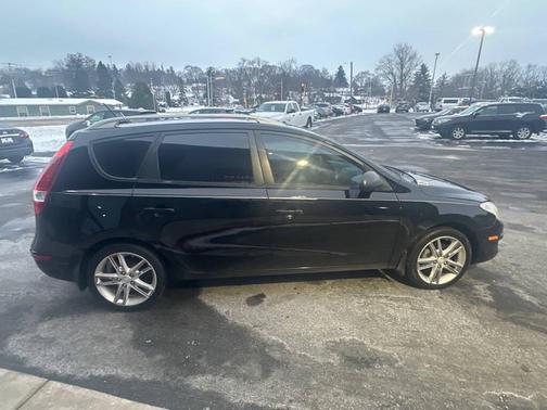 2011 Hyundai Elantra Touring SE