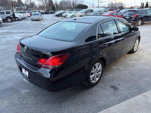 2009 Toyota Avalon XLS