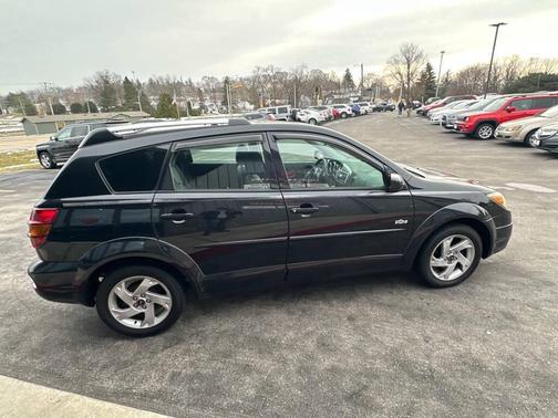 2004 Pontiac Vibe Base