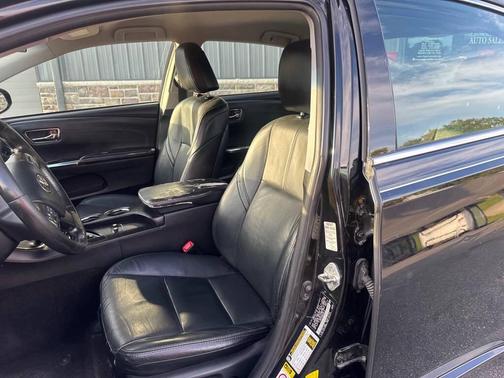 2013 Toyota Avalon XLE