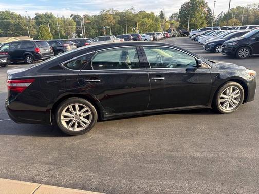 2013 Toyota Avalon XLE