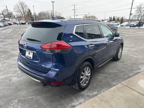2017 Nissan Rogue SV