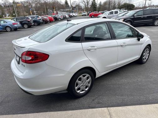2013 Ford Fiesta SE