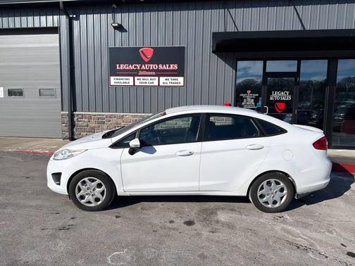 2013 Ford Fiesta SE