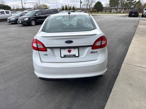 2013 Ford Fiesta SE
