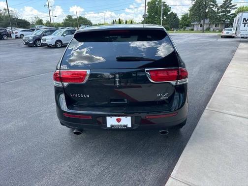 2014 Lincoln MKX Base