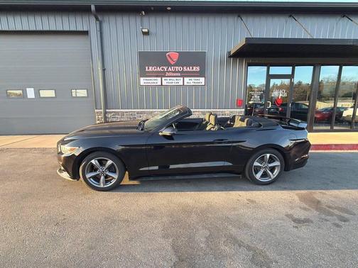 2016 Ford Mustang V6