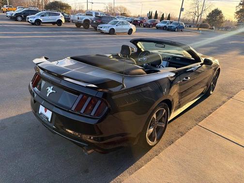 2016 Ford Mustang V6