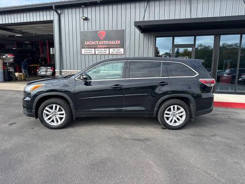 2016 Toyota Highlander LE