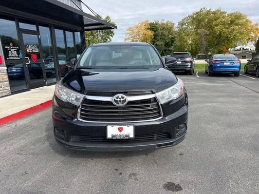 2016 Toyota Highlander LE