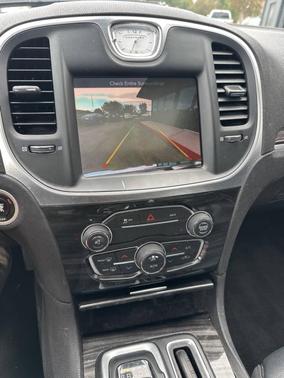 2016 Chrysler 300 Limited