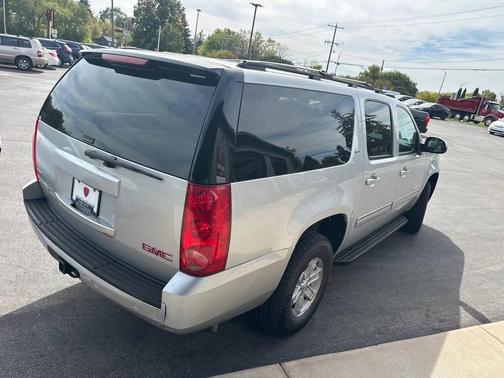 2011 GMC Yukon XL 1500 SLT