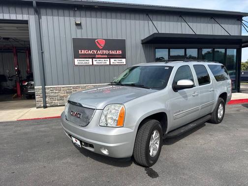 2011 GMC Yukon XL 1500 SLT