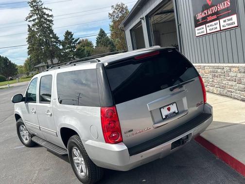 2011 GMC Yukon XL 1500 SLT