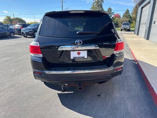 2012 Toyota Highlander SE