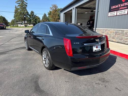 2016 Cadillac XTS Standard