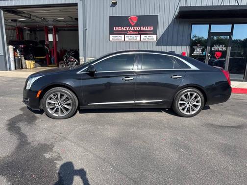 2016 Cadillac XTS Standard