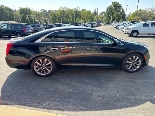 2016 Cadillac XTS Standard