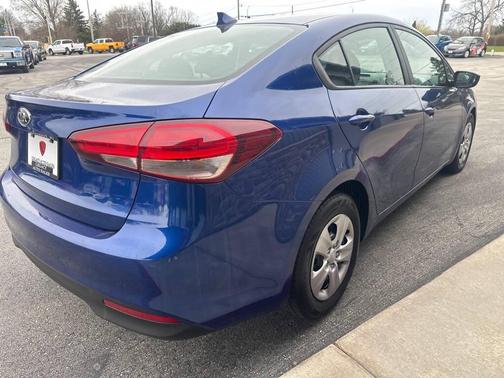 Deep Sea Blue 2017 Kia Forte LX