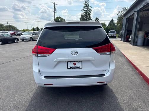 2014 Toyota Sienna XLE